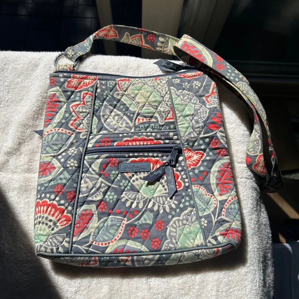 Vera Bradley Crossbody‎ Bag Purse Quilted Floral Lightweight Everyday